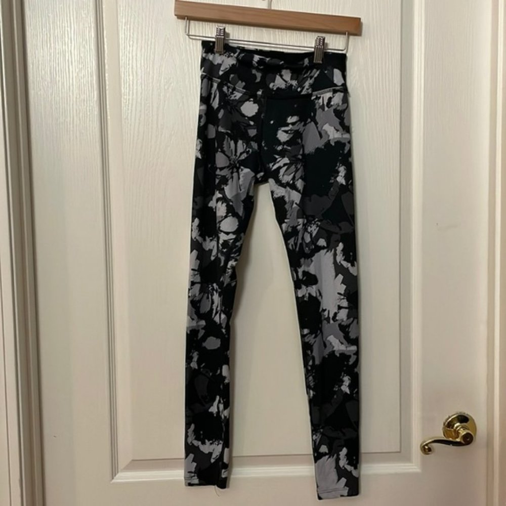 Women Athletic legging size S